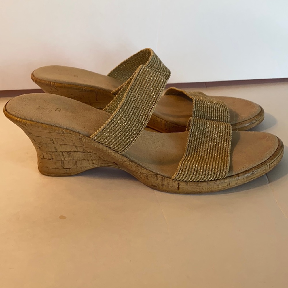 Corked healed Italian wedges